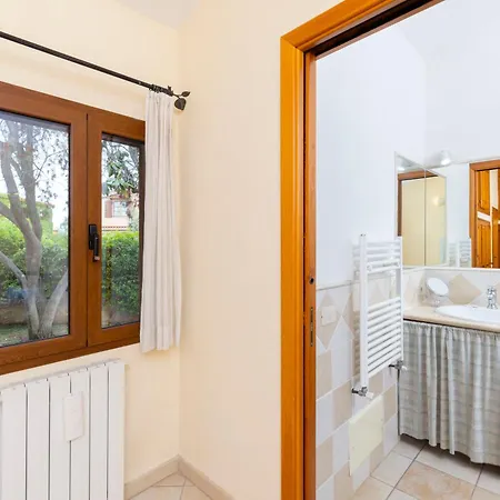 Villa Oleandro Independent & Downtown San Teodoro