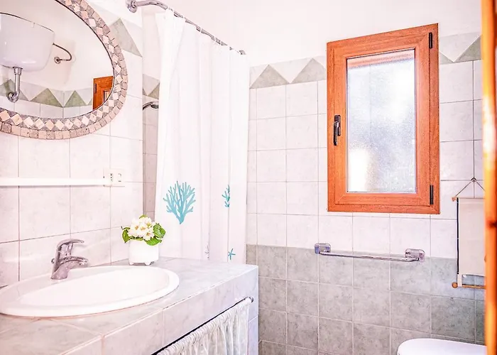 Villa Oleandro Independent&downtown San Teodoro (Sardinia)